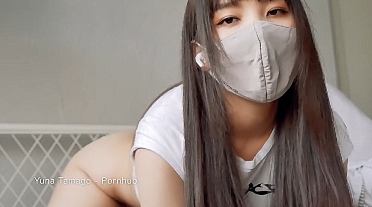 [YunaTamago]炮机自慰爽翻天