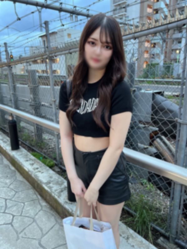 【无修正】有刺青的19歳高傲找干爹辣妹。搭讪带走中出！ FC2-PPV-3645126