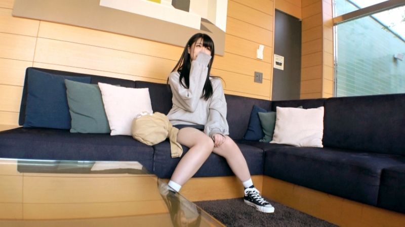 诚徵正妹 雏 22歳 书店店员 261ARA-342