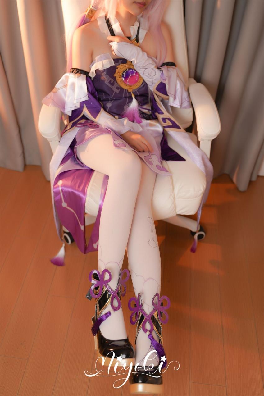 铃木美咲( 美脚の祝福(符玄编)