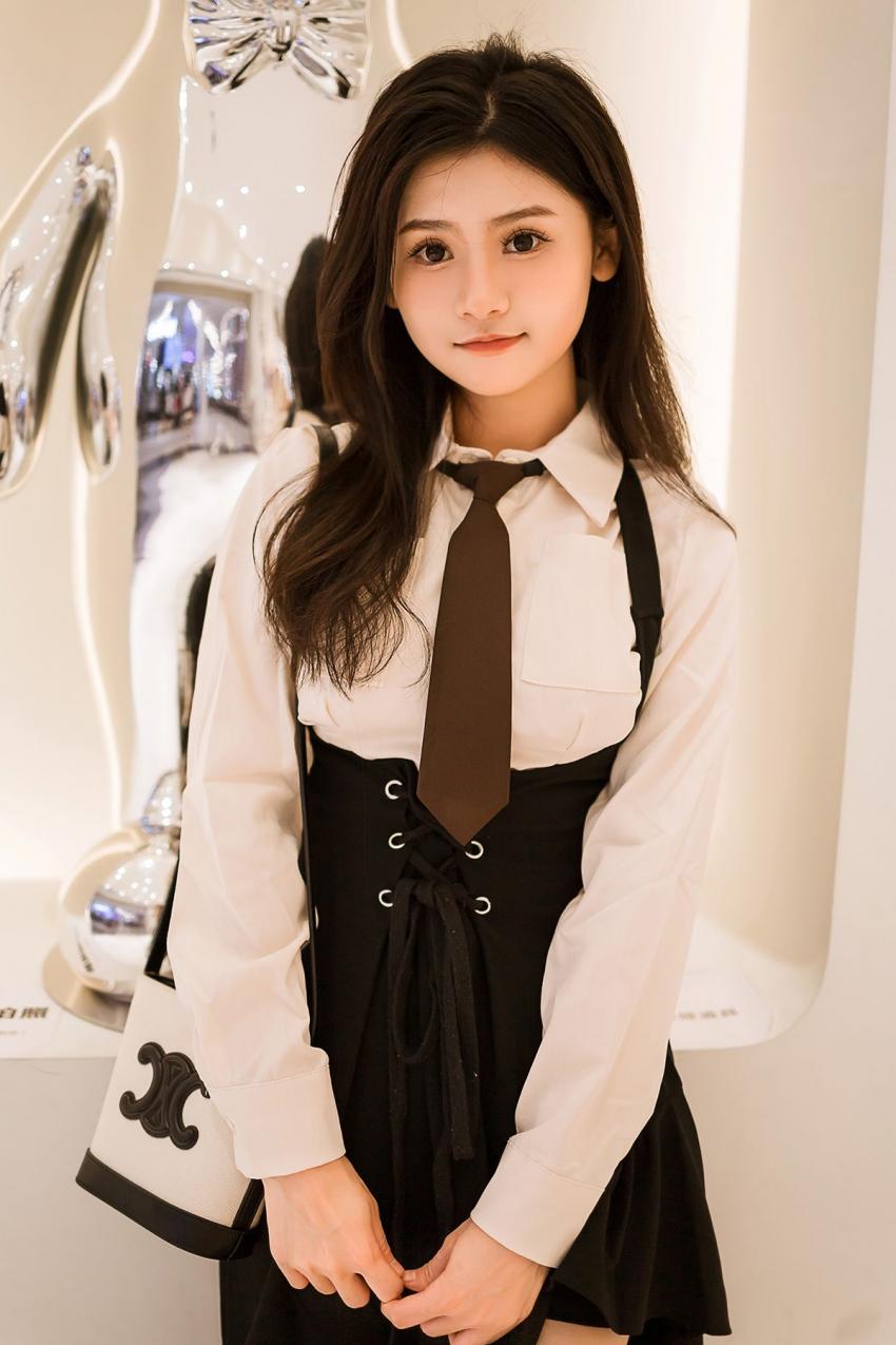 （樱花coser）雅拉伊 Vol.1070 Ruo Ting