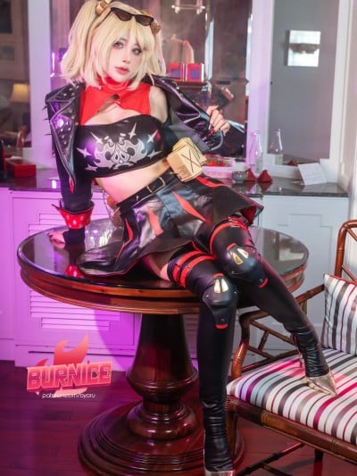 ビョル cosplay Burnice White – Zenless Zone Zero