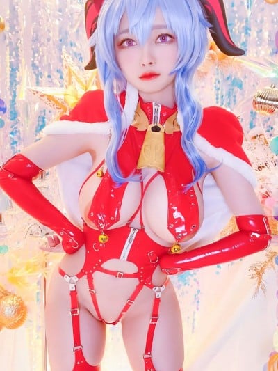 Arty Huang - Santa Ganyu