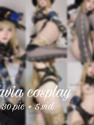 DreamlikeUwU cosplay Navia – Genshin Impact