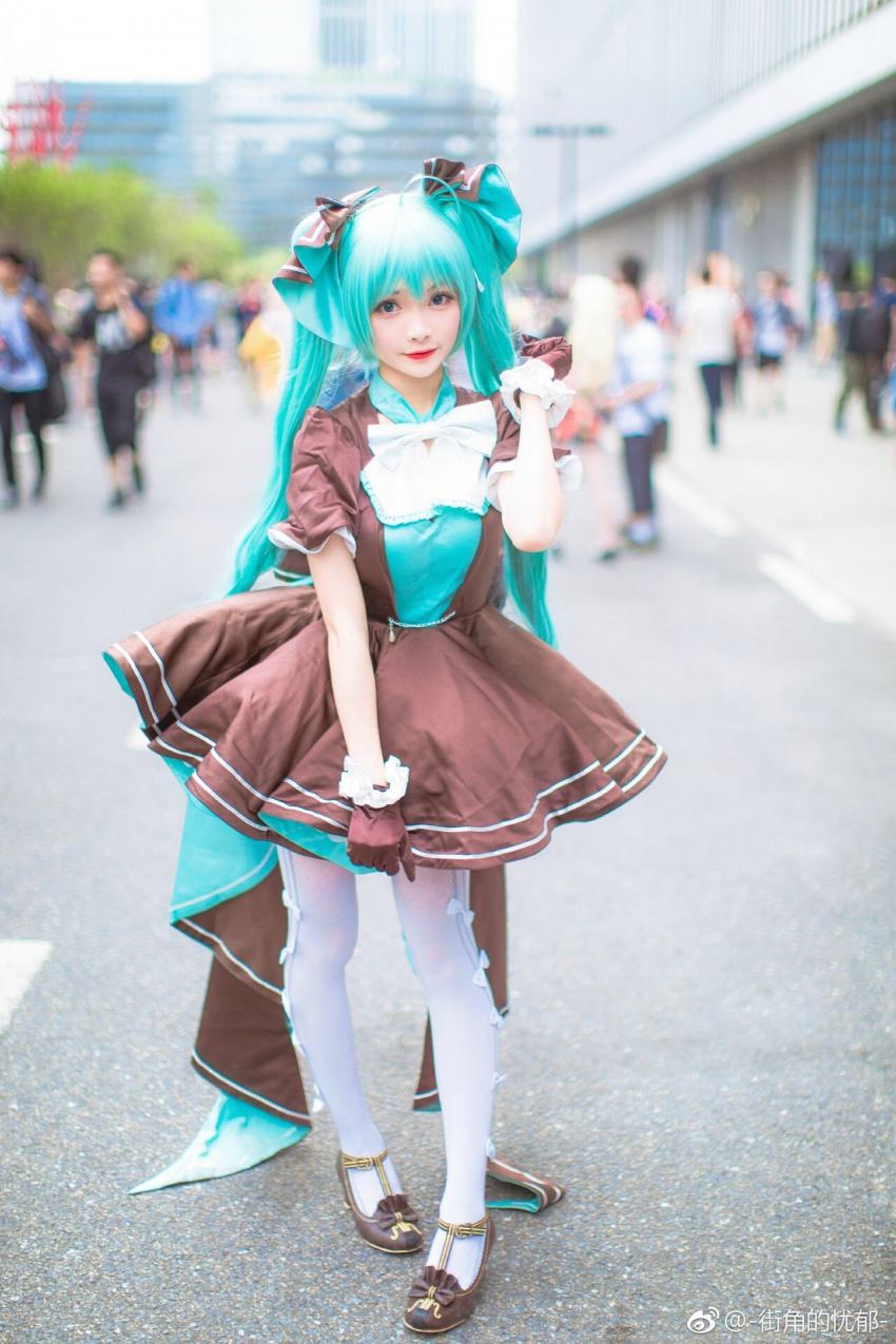 [宵鱼鱼] miku同人兔子洋装