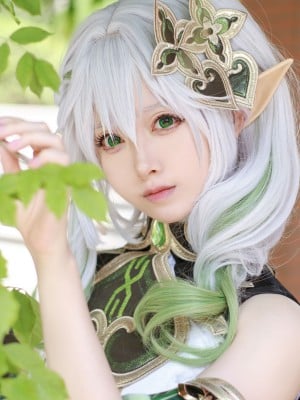 爱莉希雅- 纳西妲