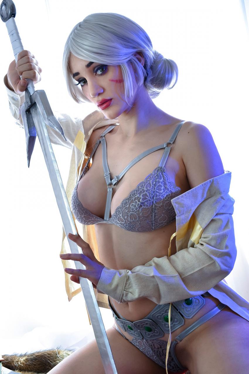 （樱花coser）苏菲·瓦伦丁 – 特点 内衣