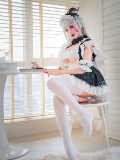 轩萧学姐 - 碧蓝航线 埃吉尔女仆