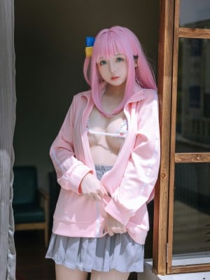 日奈娇 – 小孤独