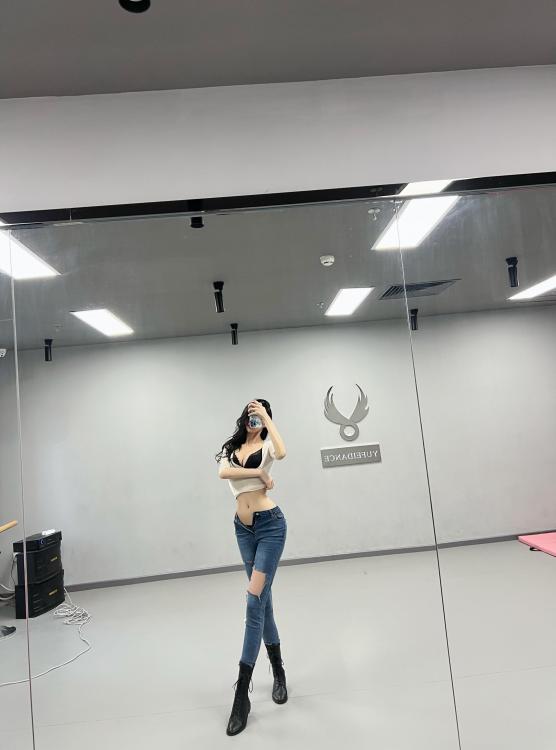 葛征GEZHENG NO.015 教室里的秘密