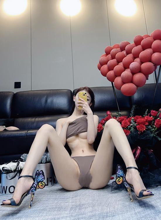 脸红Dearie NO.128 玫瑰与蝴蝶