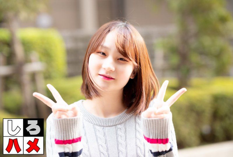  外表看起来像是美少女系，但实际上却是个淫荡的人...在十几岁时怀孕的21世纪妈妈！离预产期只剩下一个月不到了...竟然偷偷参演内射AV片。 EMS-614