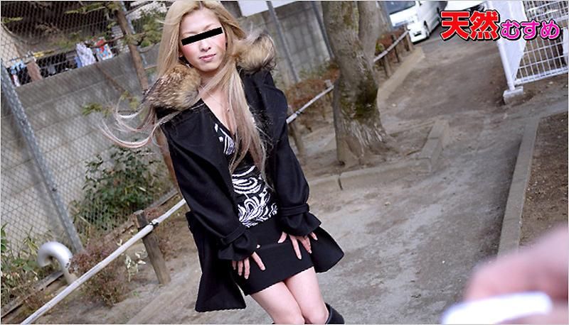 跳蛋散步 ～喔，来了，塞进去吧～ _10musume_062612_01