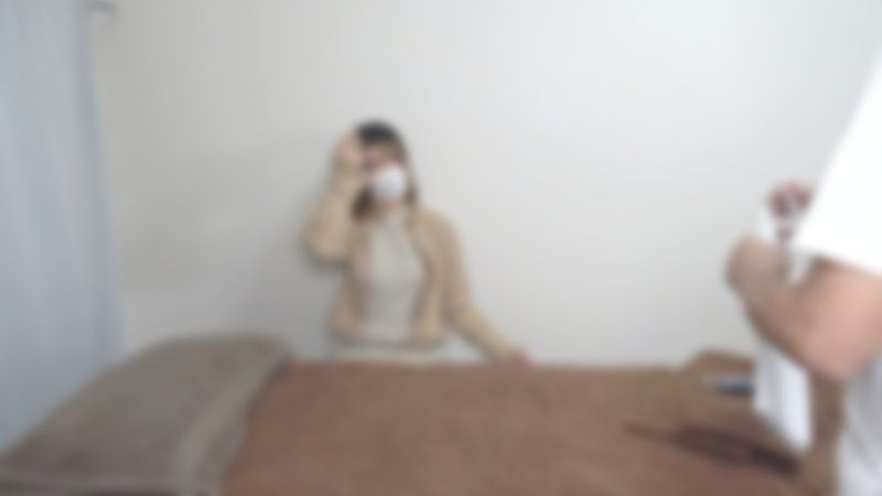 【无码/情色】在学生时代玩过水球的可爱OL，时隔很久再次光临。因为是敏感的女性，所以会花时间仔细地进行施术。 FC2-PPV-4797740