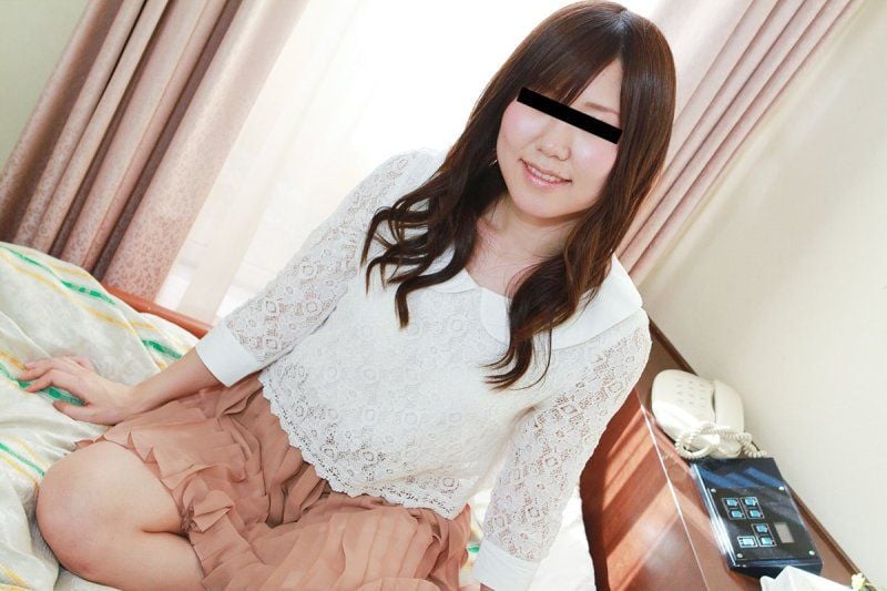 亲生女儿：透过相亲app认识的天真女大学生 10musume_082024_01