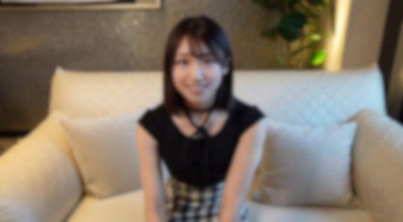 【初次拍摄】让人想拥抱的纤细又可爱。没有男朋友又害怕恋爱的女大学生，其实超喜欢鸡巴！！变态闷骚女。/用无套鸡巴中出的教育。 FC2-PPV-4736949