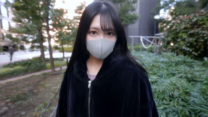 18岁G罩杯极上身材美人、玩弄敏感身躯毫不考虑大量中出！ FC2-PPV-4403492