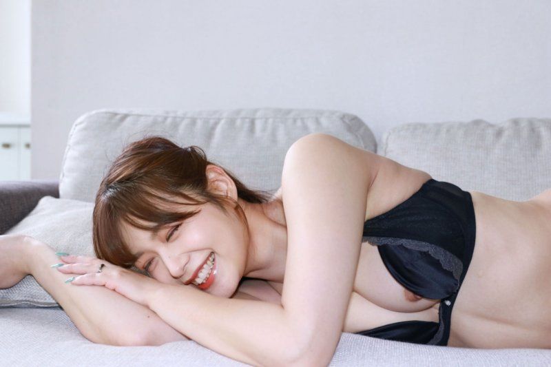 最高峰人妻【人妻仓库】※有评论特典 FC2-PPV-4796549