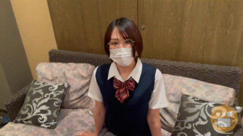 把想成为偶像的大学生骗说是形象影片，然后情色自拍并中出 IMEDAMAFC2 FC2-PPV-4786109