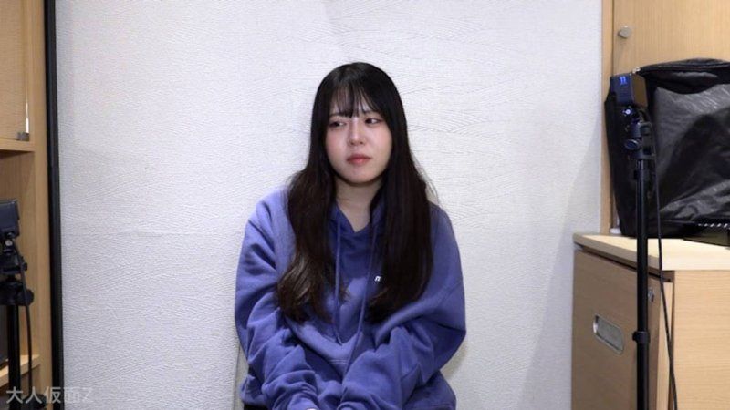 【素人初次拍摄】友(18) 可爱老师的蛋。一边想着不知道演出会不会没关系，一边拍摄。让她舔肛门，用窥镜观察阴道内，中出后还做了肛门贯通ATM FC2-PPV-4783157