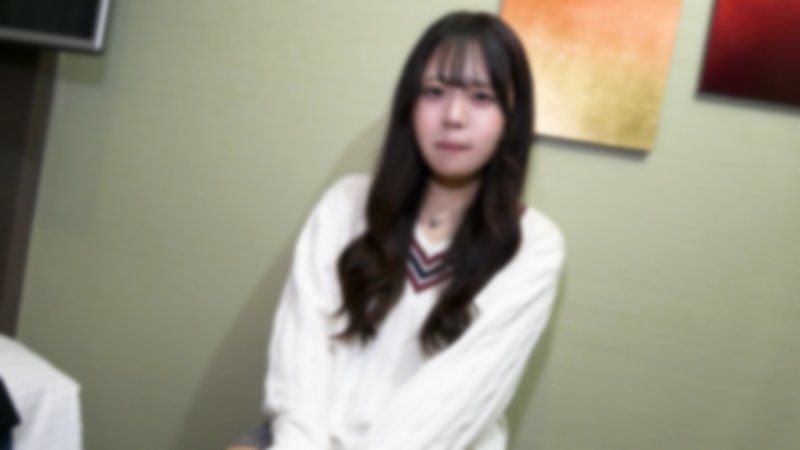 【初次拍摄】以偶像出道为目标的纤细梓酱。虽然害羞，但在后入式时却呻吟，白皙的肌肤也变红了。「不行、好舒服、要去了！」将热情精液注入紧缩的淫穴深处 FC2-PPV-4792776