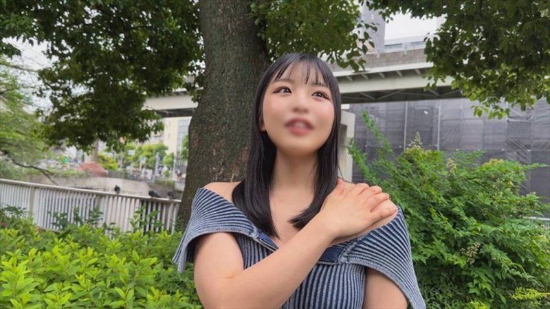 露出度较高淫乱Happy Bar常客 被干到爆喷的绝叫系大龄SM女王 FC2-PPV-4807885