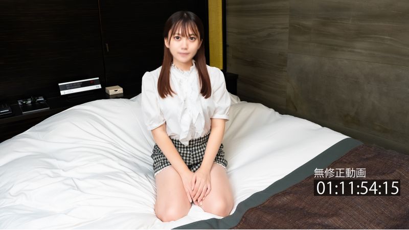 【处女 纯洁】自朋友认识的未经验者。低身高E罩杯。大眼睛超坦率。 FC2-PPV-3909539