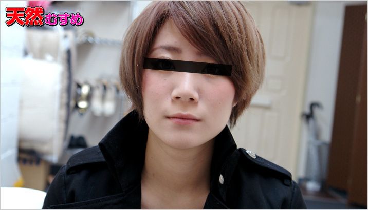 素人AV面试～等到注意到是假的写真摄影时已经太迟了～ _10musume_051912_01