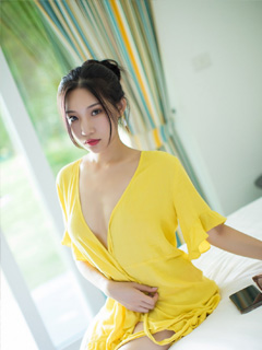 沈若樱的暑假——直播间的暴露