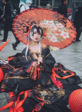 拿相机的执义-漫展返图之FGO同人黑贞德cos