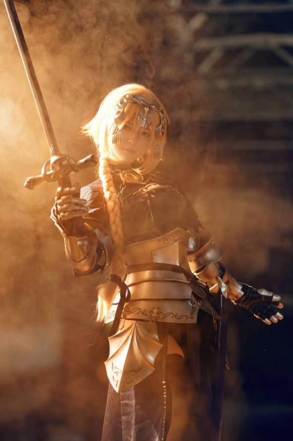 半半子 – 贞德·达尔克