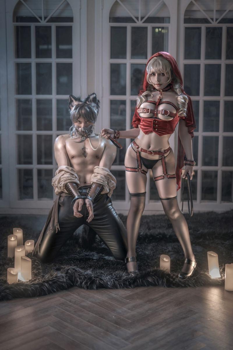 一笑芳香沁 - 小红帽与大灰狼