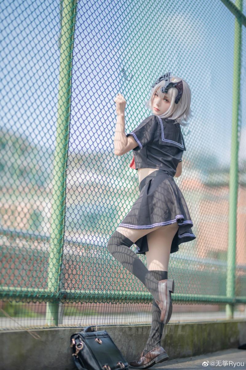 [无筝Ryou] 衣英梨梨双马尾睡cos、黑贞jkcos正片和jk私影