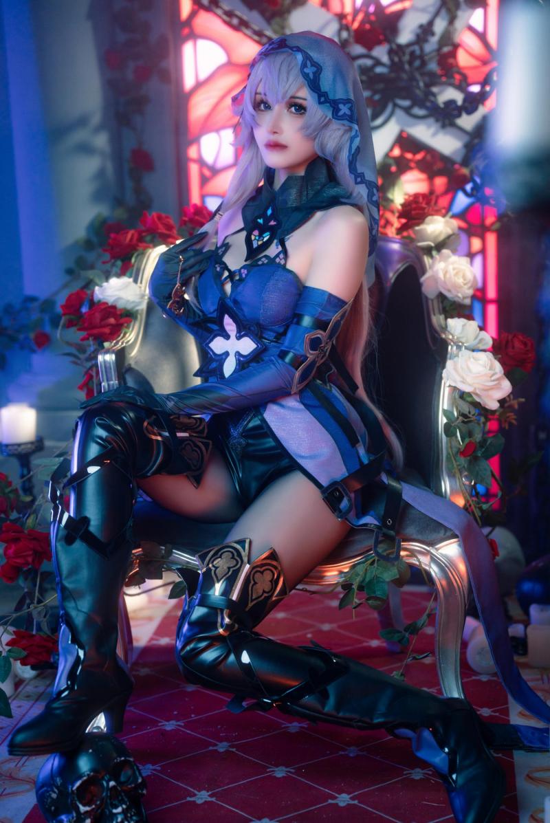 鹿八岁baby  黑天鹅