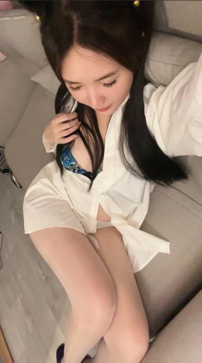 玫桃泡芙 NO.012  纯欲妹纸