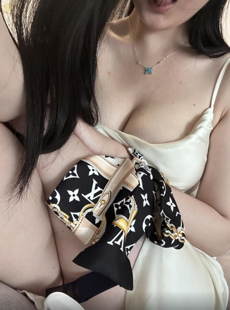 玫桃泡芙 NO.004 巨乳桃桃