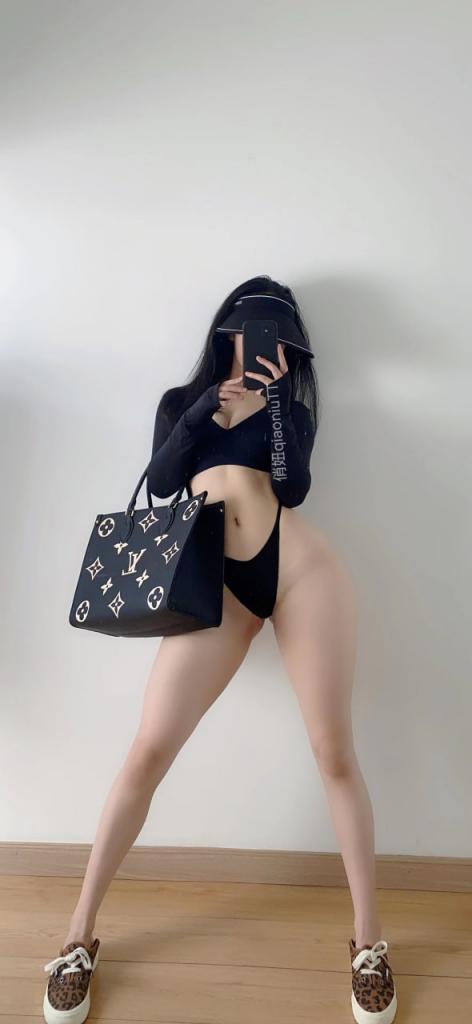 俏妞qiaoniuTT NO.027 发壁纸啦宝子盟