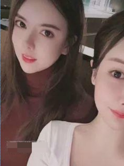 继父调教了我们母女