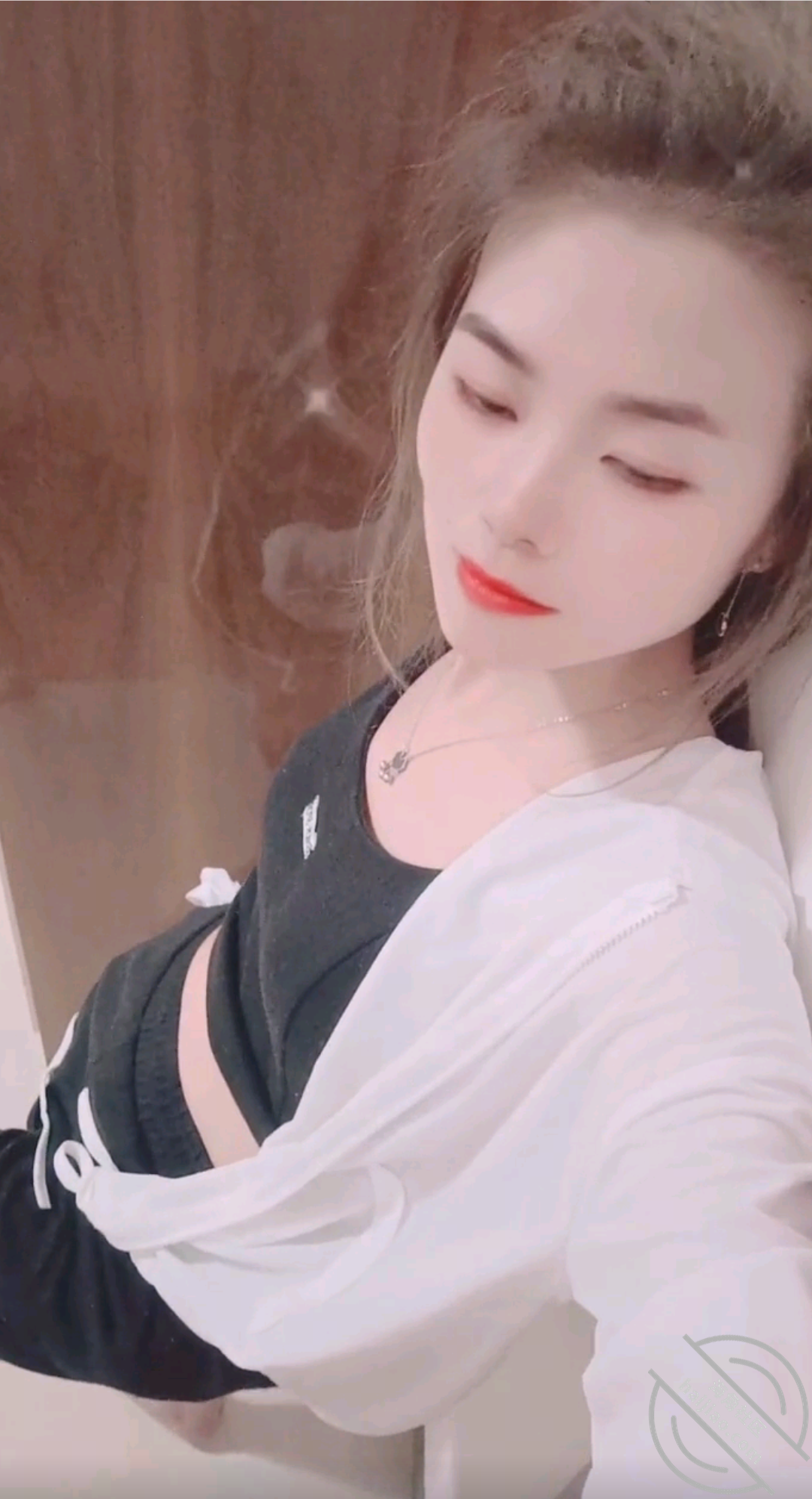 《淫妓分享》曝光眉山洪雅精厕性奴母狗龚启燕