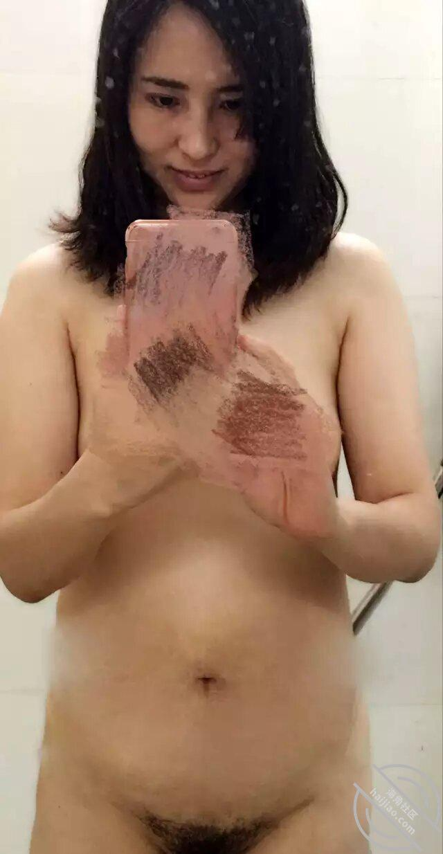 农村商业银行的母狗，在外超级装清高，被我内射了几百次！！！